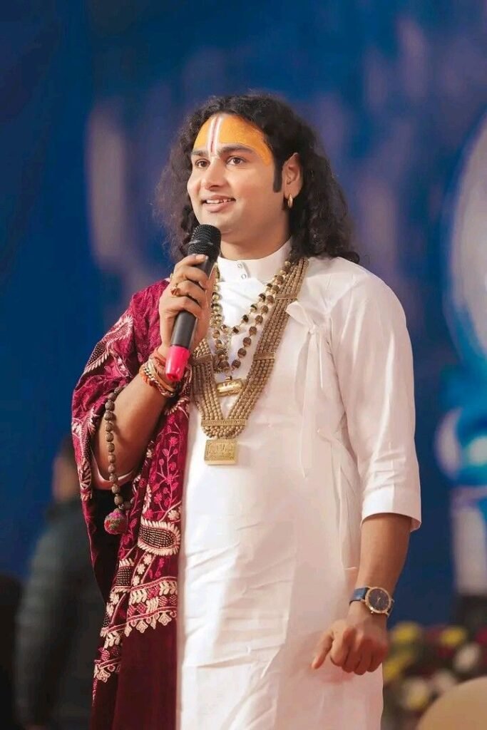 Aniruddhacharya old Photos