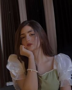 single girl dp beautiful Instagram pic