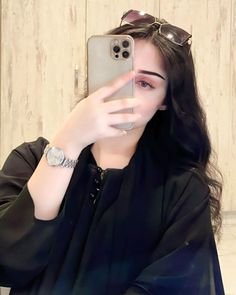 unique girl dp for Instagram profile pic