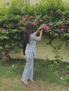 stylish profile pic for girl Instagram dp