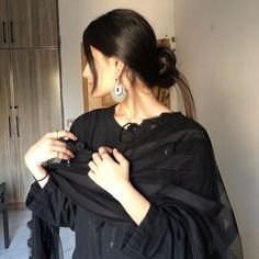 best beautiful girl dp for Instagram