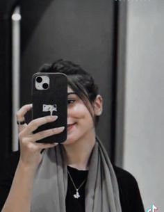 cute girl dp for Instagram new look