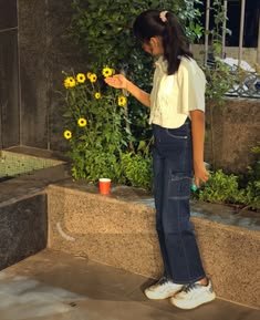 hidden face dp for girls black aesthetic pic