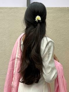 stylish girl pic hiding face for profile photo