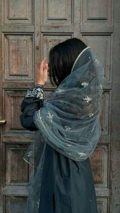 cute hidden face dp for girls online profile pic