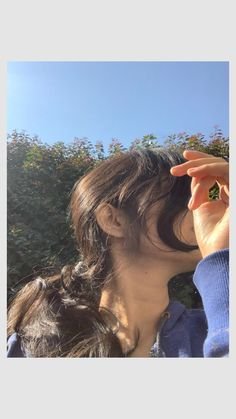 stylish girl pic hiding face for profile photo