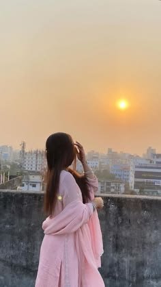 hide face girl pic aesthetic Instagram photo