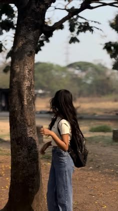 stylish girl pic hiding face for profile photo