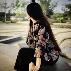 hide face girl pic mirror selfie dp