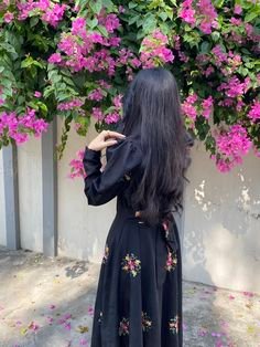 cute hidden face dp for girls online profile pic