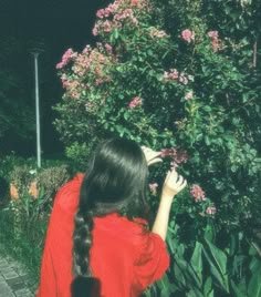 hide face girl pic for Instagram profile dp