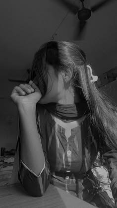 cute hidden face dp for girls online profile pic