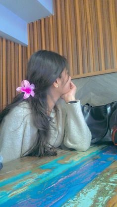 attitude hidden face girl pic for Instagram dp