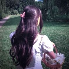 hide face girl pic for Instagram profile dp