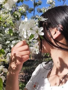 hidden face dp for girls aesthetic profile pic