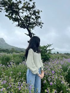 stylish girl pic hiding face for profile photo