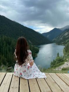 hide face girl pic aesthetic Instagram photo