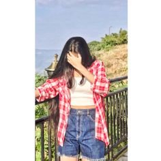 stylish whatsapp girl dp attitude pic